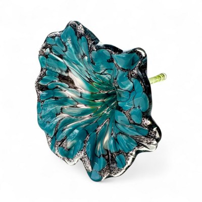 Black and Celadon Flower